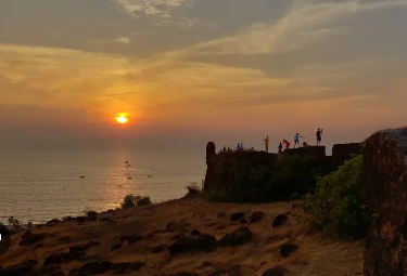 Chapora Fort – Sunset Views & Photography